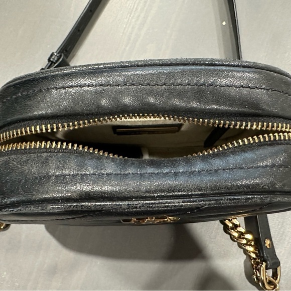 Tory Burch Kiera Small Chevron Leather Bag - Picture 3 of 11